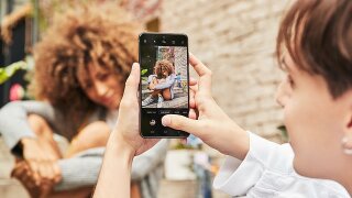 Samsung Galaxy S21 ailesinin en yeni üyesi “Galaxy S21 FE 5G” karşınızda!