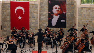 Açık havada klasik müzik konserleri devam ediyor