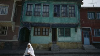 Ara Güler’e ait 46 fotoğraftan oluşan özel bir seçki Afyon’da sanatseverlerle buluşuyor