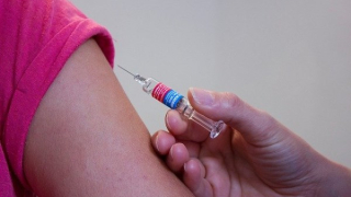 'Çocuk ve yaşlılara zatürre aşısı şart'