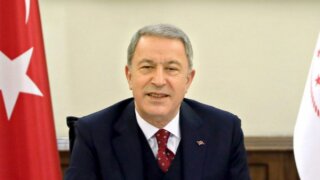 Bakan Akar, Azerbaycan Savunma Bakanı Orgeneral Hasanov ile görüştü