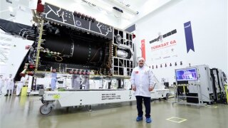 Bakan Varank, 2023’te uzaya fırlatılacak TURKSAT 6A’nın kritik parçalarını inceledi