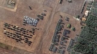 Ortalık kan gölüne dönecek uyarısı geldi… Yüzlerce tank Harkov’a ilerliyor