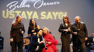 Yeşilçam'ın Efsane Sesine Saygı Duruşu