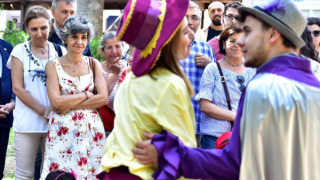 Bornova Belediyesi’nden gençlere tiyatro eğitimi