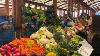 CHP Kadın Kolları Kahramankazan’da halkın nabzını tuttu