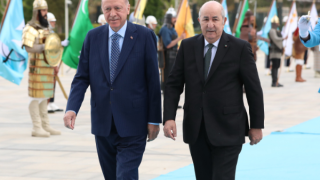 Cumhurbaşkanı Erdoğan, Cezayir Cumhurbaşkanı Tebbun ile ortak basın toplantısı düzenledi