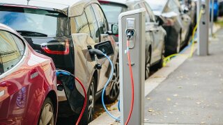 Elektrikli Ve Hibrid Otomobillere İlgi Artıyor
