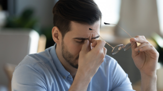 Göz migreni, erkeklerde daha çok görülüyor