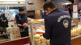 İzmir’de zabıta ekipleri denetimleri sıklaştırdı