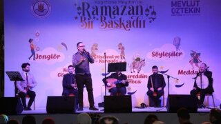 Kağıthane'de Ramazan şiirler ve söyleşilerle geçiyor
