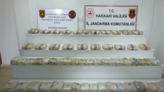Katırla uyuşturucu kaçakçılığı