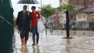 Kızılay, Batı Karadeniz'deki sel felaketine müdahale etmek için sahaya intikal etti