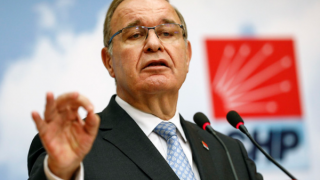 Öztrak: 'Erdoğan’ın ekonomistim demesi ancak 1 Nisan şakası olur'