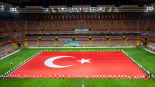 Türkiye-İtalya maçını Enea Jorgji yönetecek 