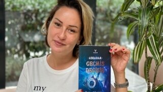 'Yılın Yazarı' seçilen Eda Gökçeli’den zamanda yolculuk