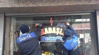 Zeytinburnu zabıtasından Türkçe tabela uygulaması