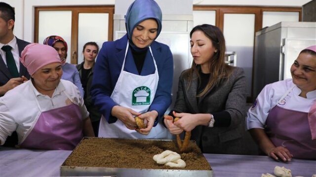 Afyonkarahisarlı kadınların el emeği ürünleri shopsa.com.tr’de satılacak