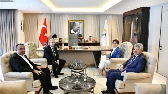 Akşener, ABB Başkanı Yavaş'ı makamında kabul etti