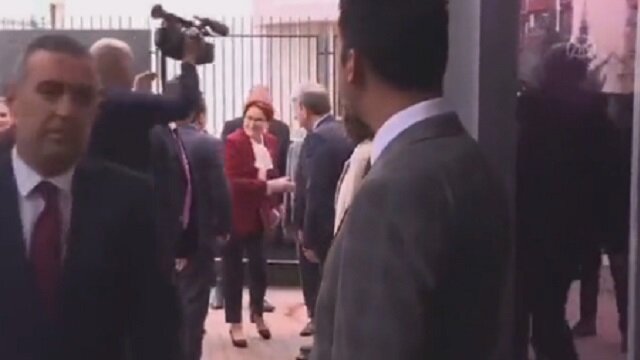 Akşener Partisinin Belediye Başkanları ile biraraya geldi
