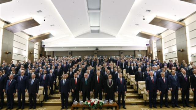 Cumhurbaşkanı Erdoğan, AYM üyesi Muhterem İnce'nin yemin törenine katıldı