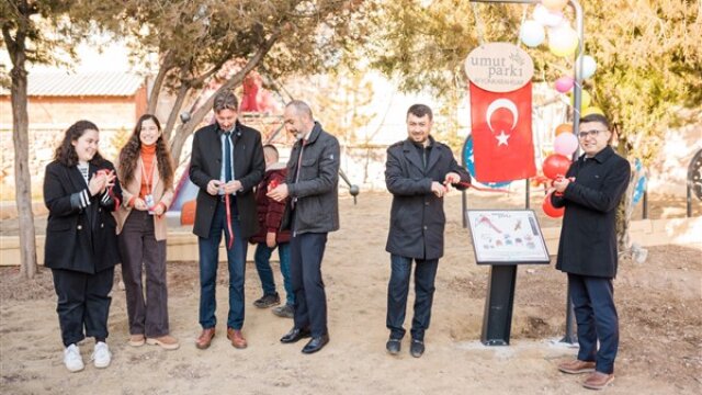 SosyalBen Vakfı'ndan Örenkayalı öğrencilere