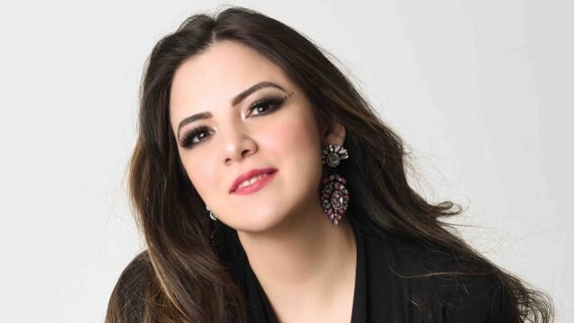 2022'nin Gözde Astroloji Danışmanı ''Özlem Recep''! ;Dünya Zor Dönemlerden Geçecek!